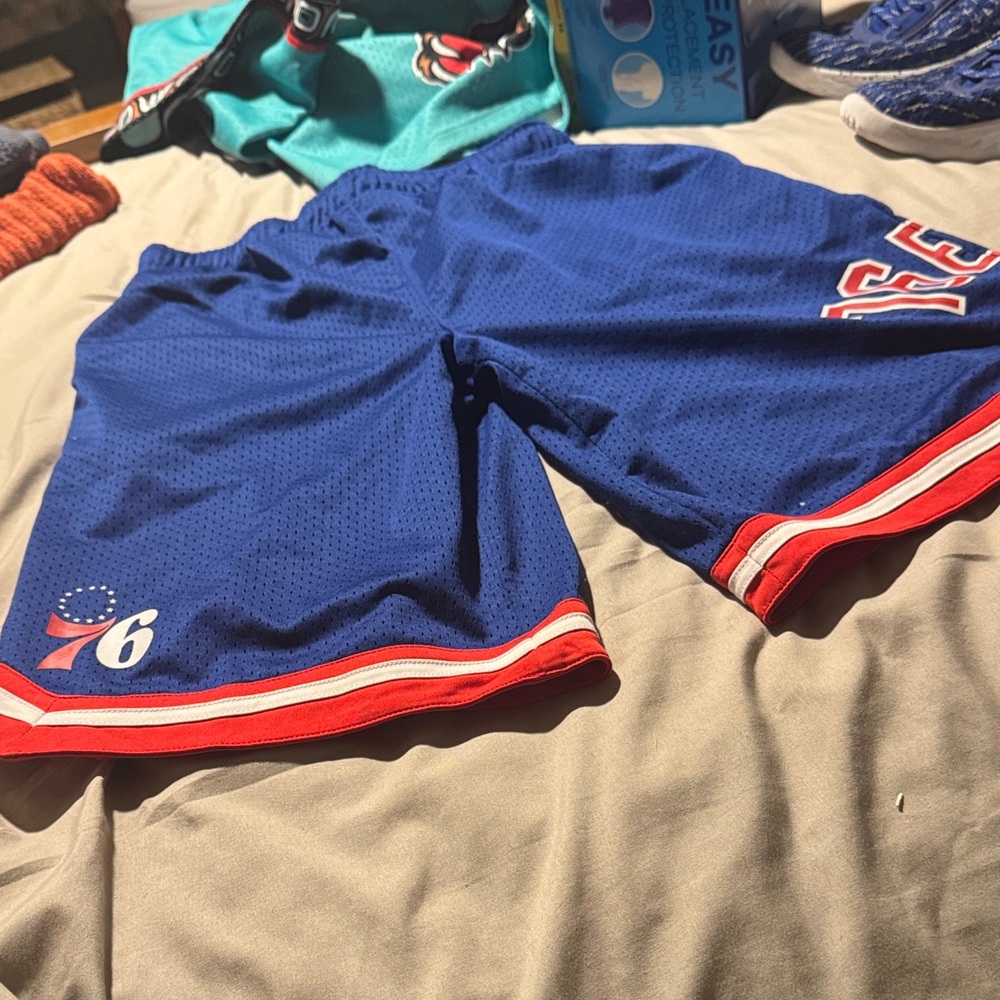 NBA 76ers nba shorts youth Large. Only wore once! Great condition!
